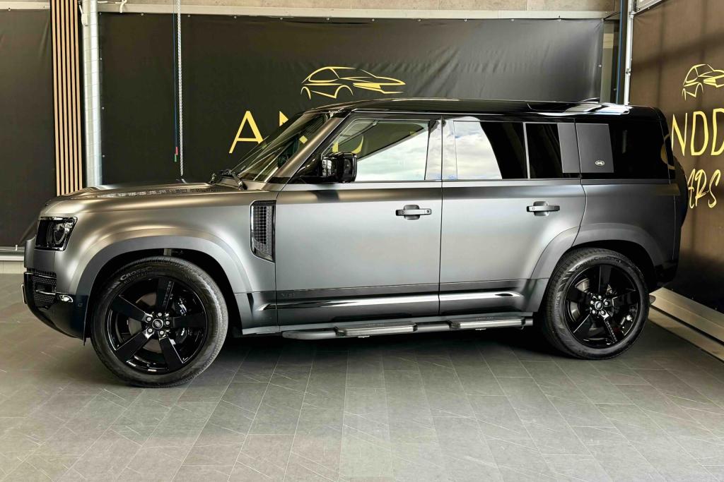 Land Rover Defender V8 5.0 P525 AWD - zdjęcie 2