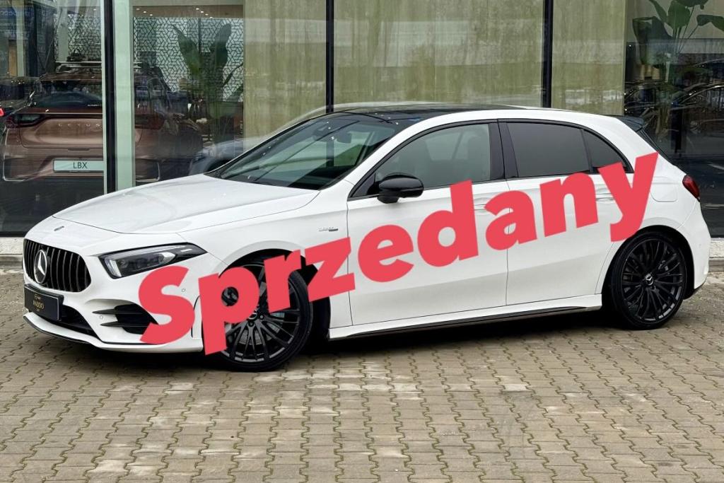 Mercedes-Benz A35 AMG - zdjęcie 1