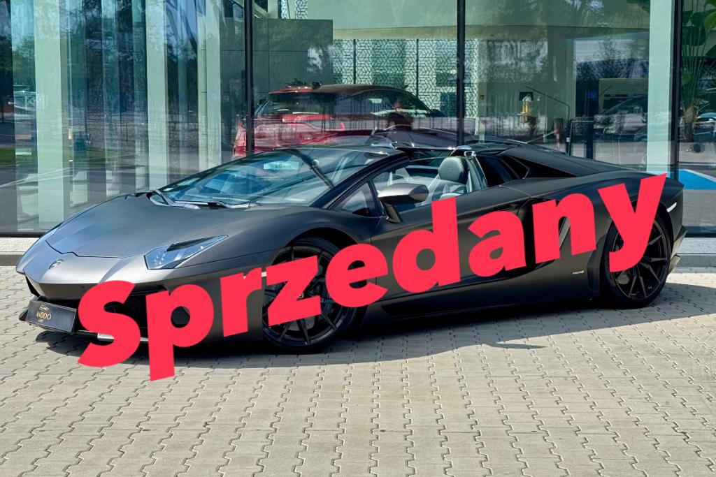 Lamborghini Aventador LP700-4 Roadster - zdjęcie 1