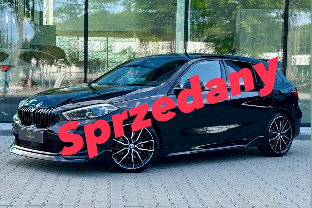 BMW 118i M-Pakiet M Performance - zdjęcie 1