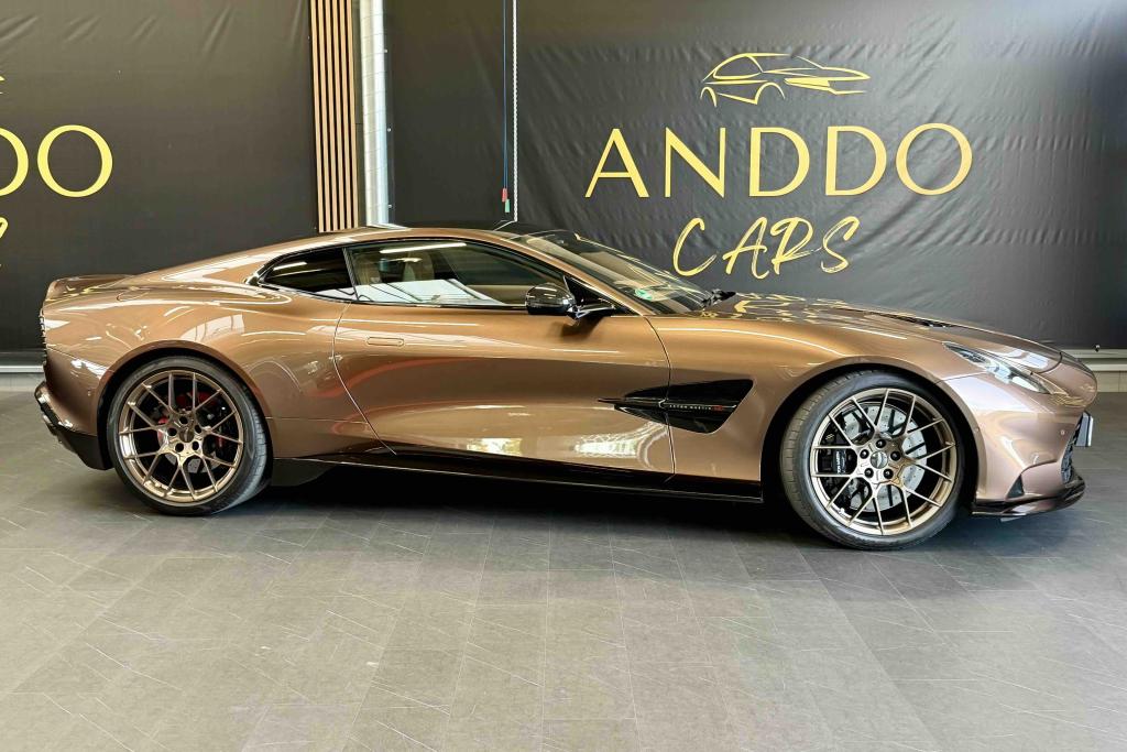 Aston Martin Vanquish - zdjęcie 6