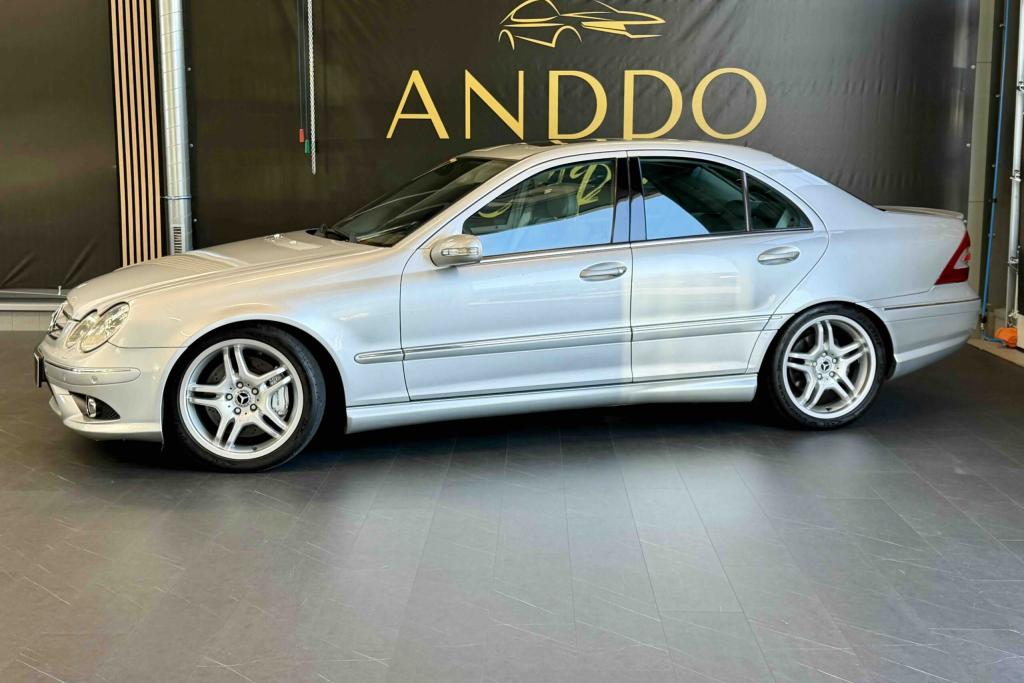 Mercedes-Benz C55 AMG - zdjęcie 1